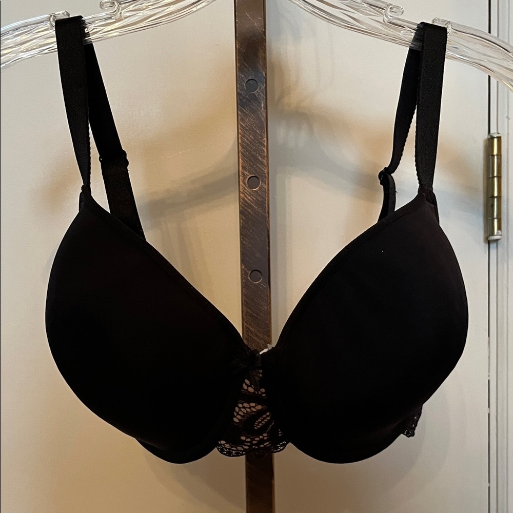 Wacoal Elegant Black Lace Bra